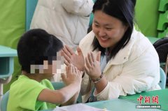 一束光暖一群人：“00后”志愿者队长与她的“星声”